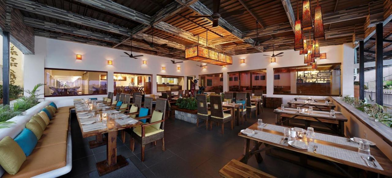 The Andhra Art & Craft Hotel Вишакхапатнам Экстерьер фото